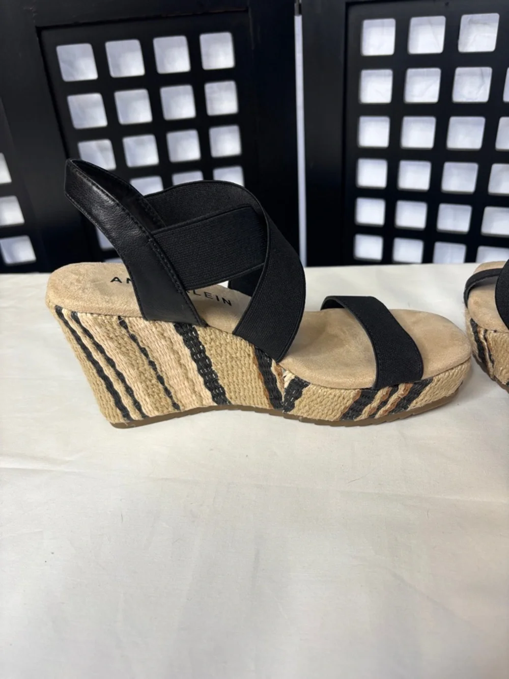 🖤 Anne Klein Espadrille Wedge Sandals Womens 6 Black Elastic Strap 🖤 - Picture 5 of 12